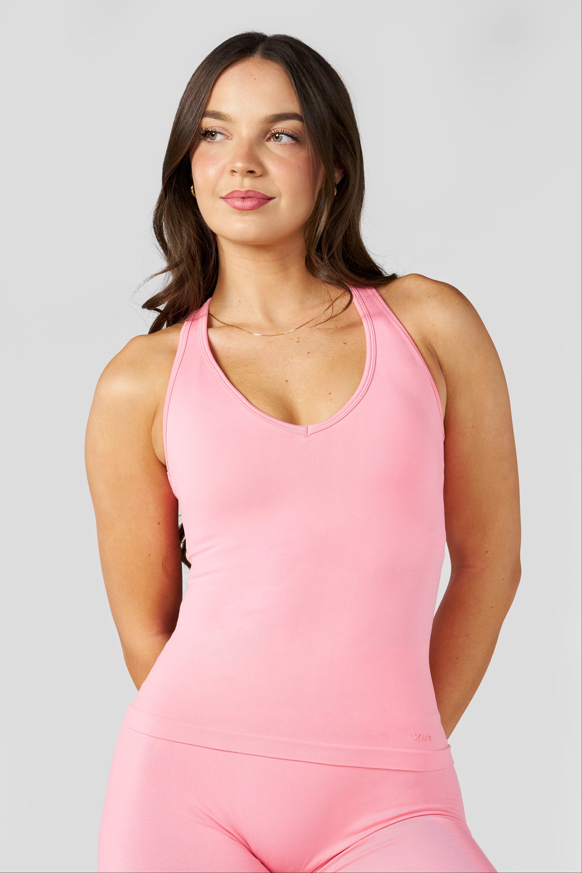W4291 - Curve Seamless Tank