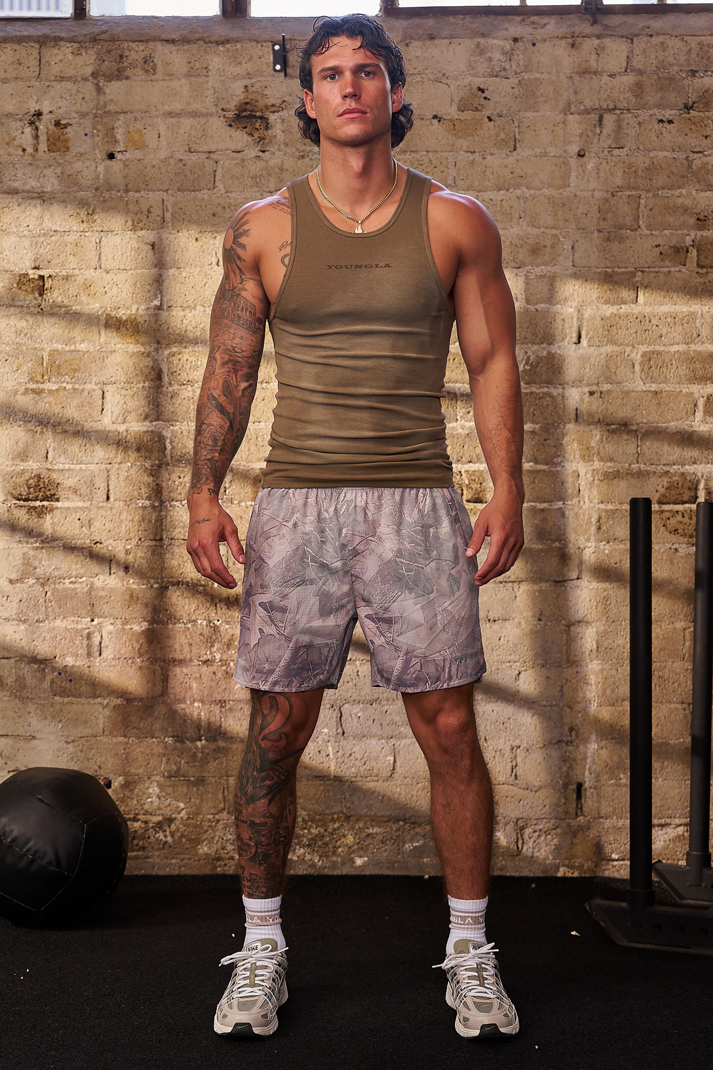 3083 - Shadow Wife Lovers