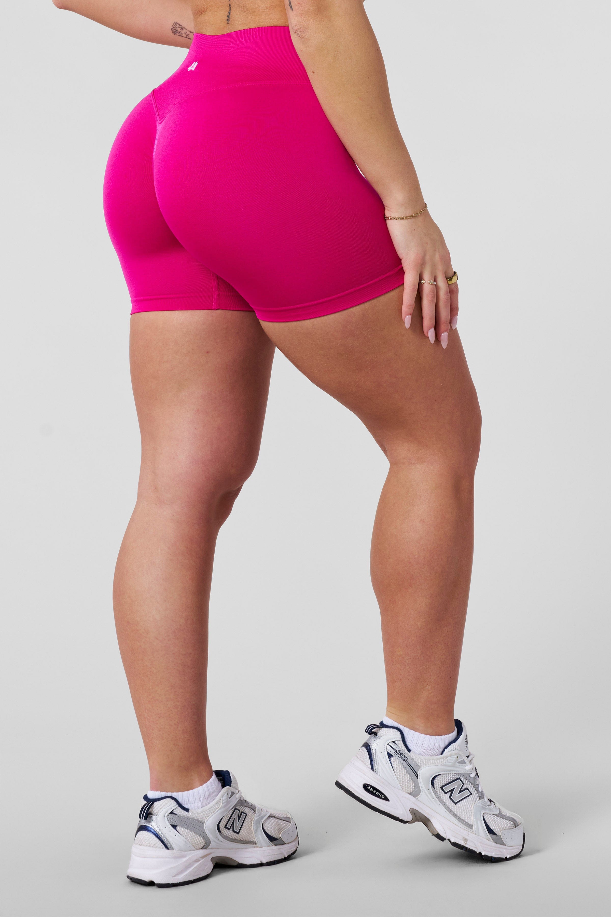 W128 Legacy Seamless Shorts Spring 25