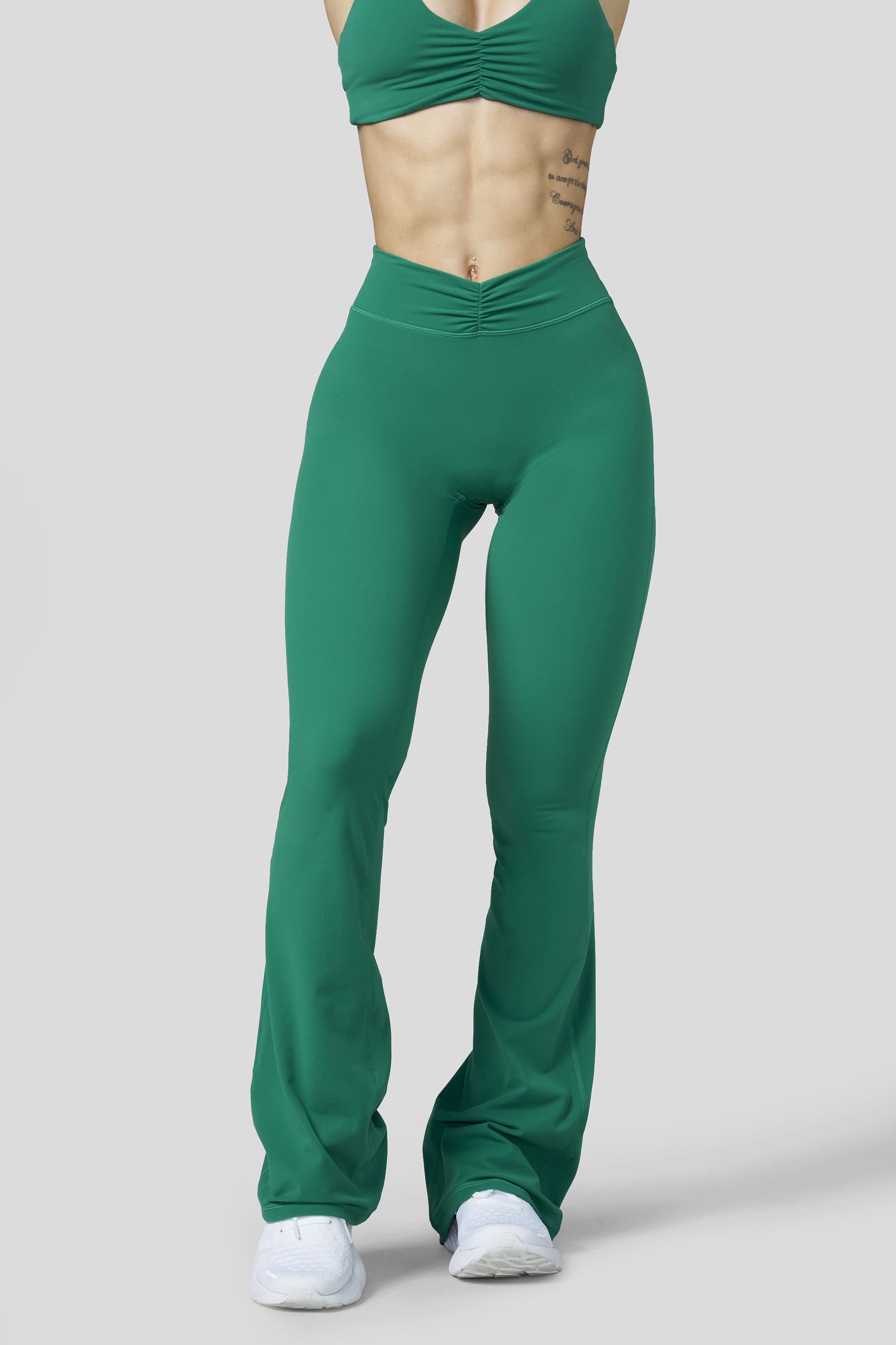 W2229 Buttersoft Scrunch Band Flare Leggings (reg) - June 23