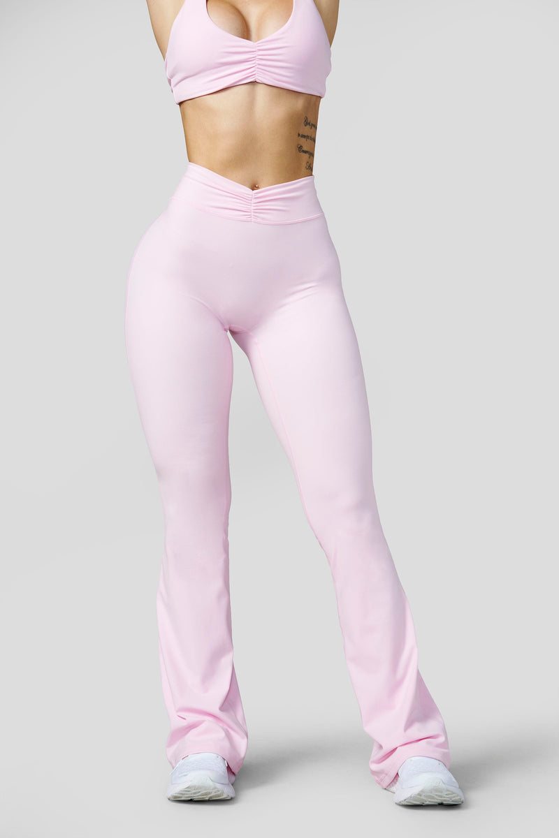 W2229 Buttersoft Scrunch Band Flare Leggings (reg) - June 23