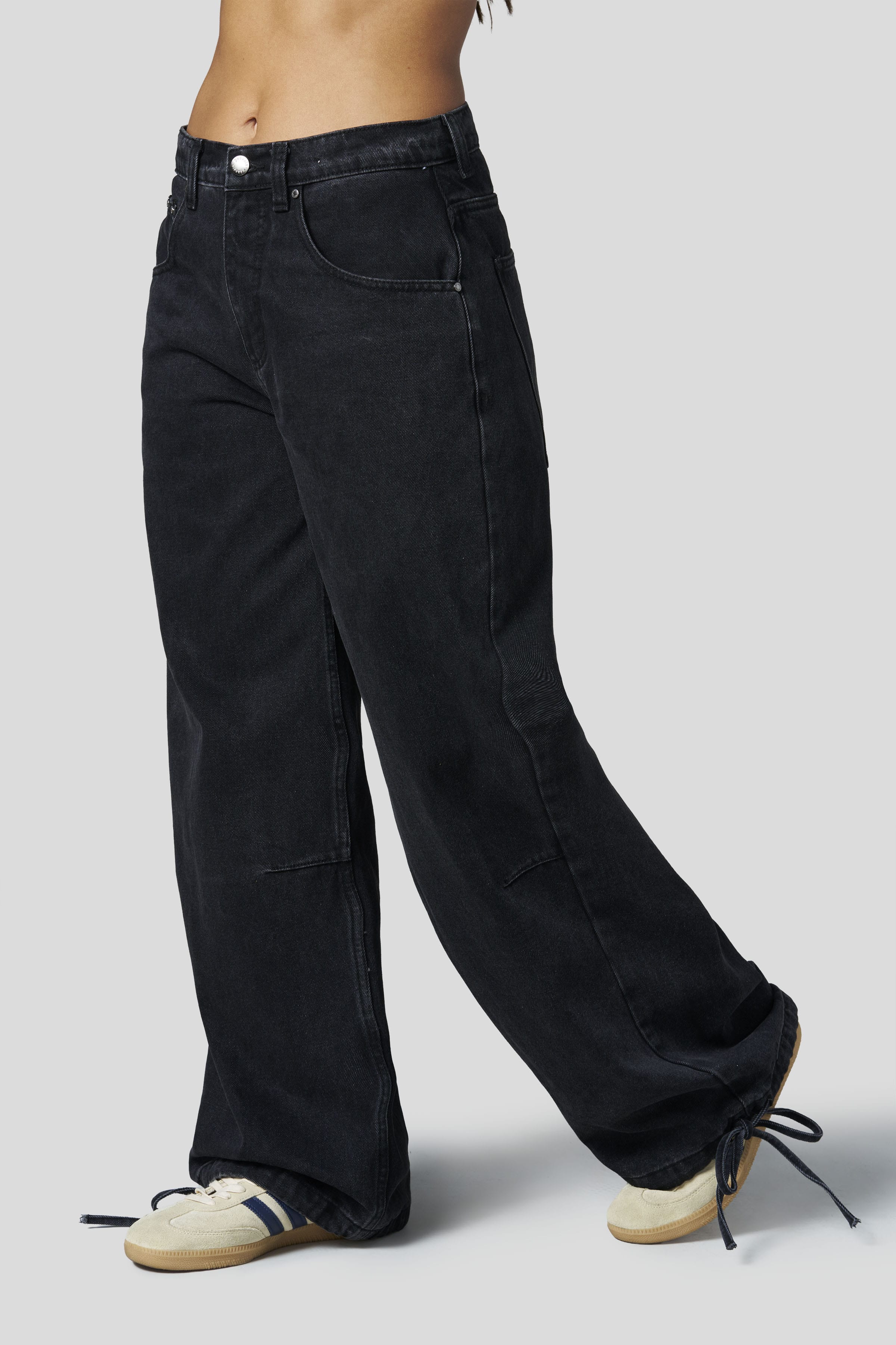 W2298 Boyfriend Jeans - July 30th