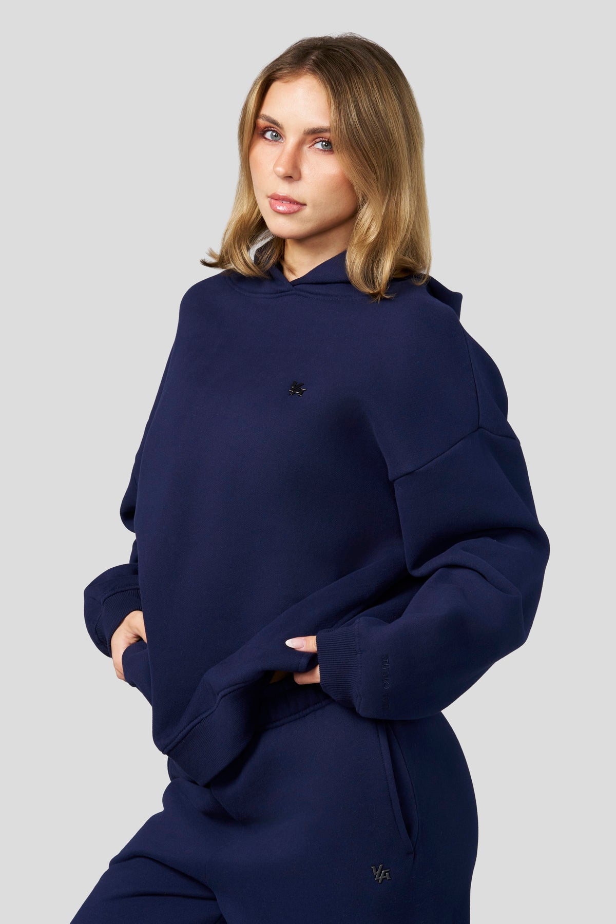 W5213 - Studio Pullover Hoodie New - September 30th