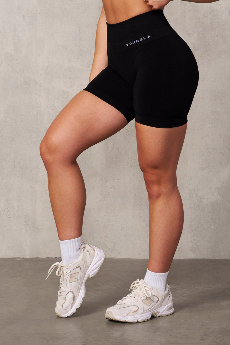 W120 - Core Seamless Shorts