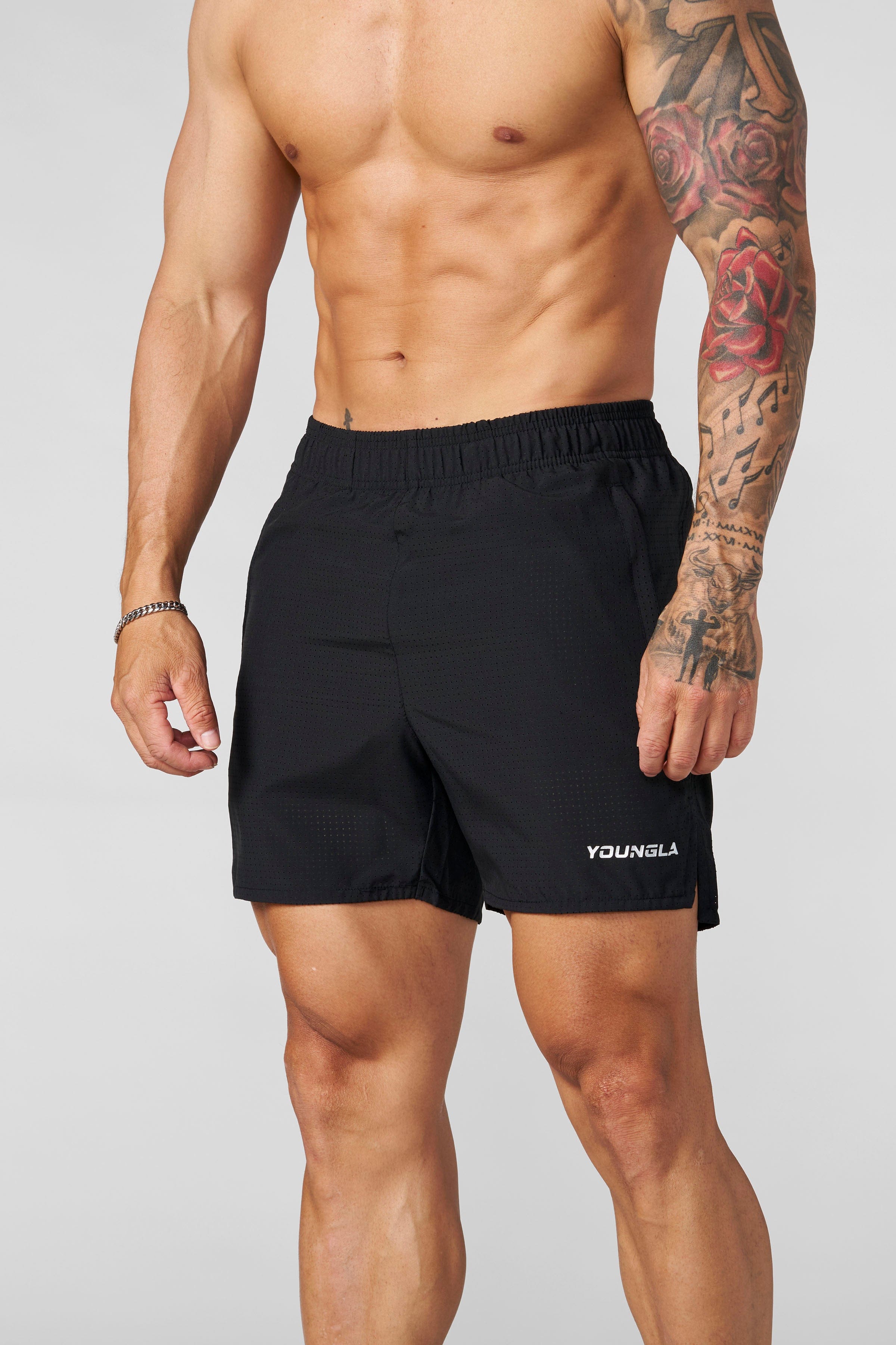 1028 - Weightless Shorts