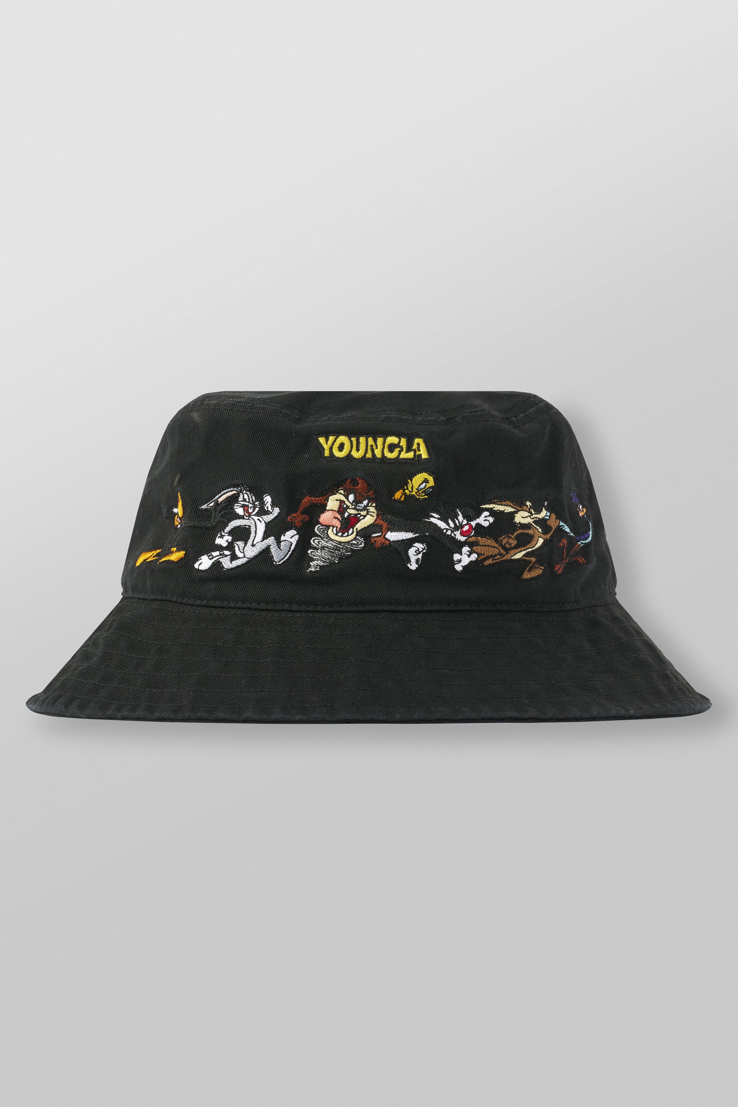 9093 - Looney Tunes Bucket Hat - July 7th