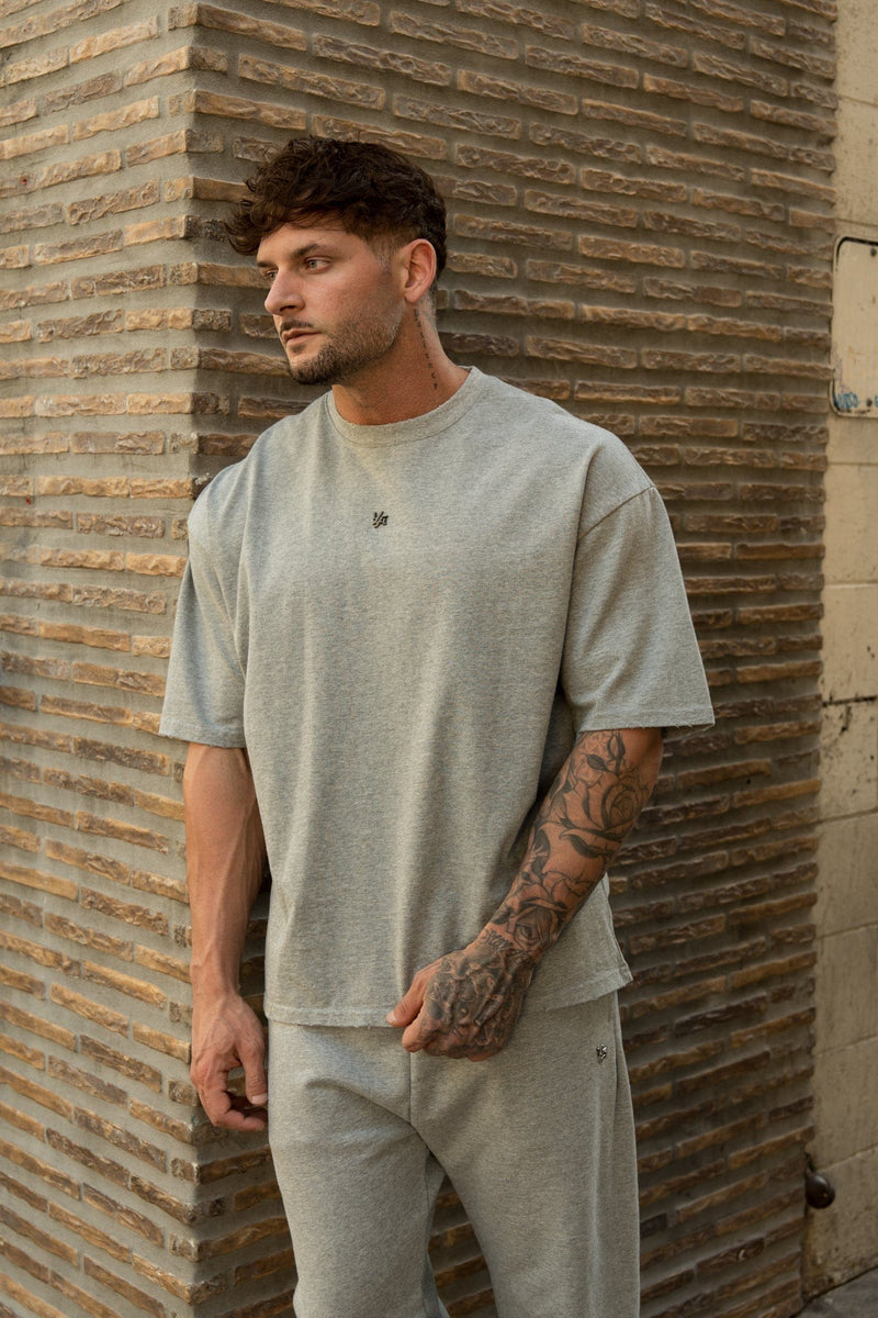 4153 - Elevated Essentials - Relaxed Tee in 100% heavyweight Cotton with oversized fit in colour Heather Grey