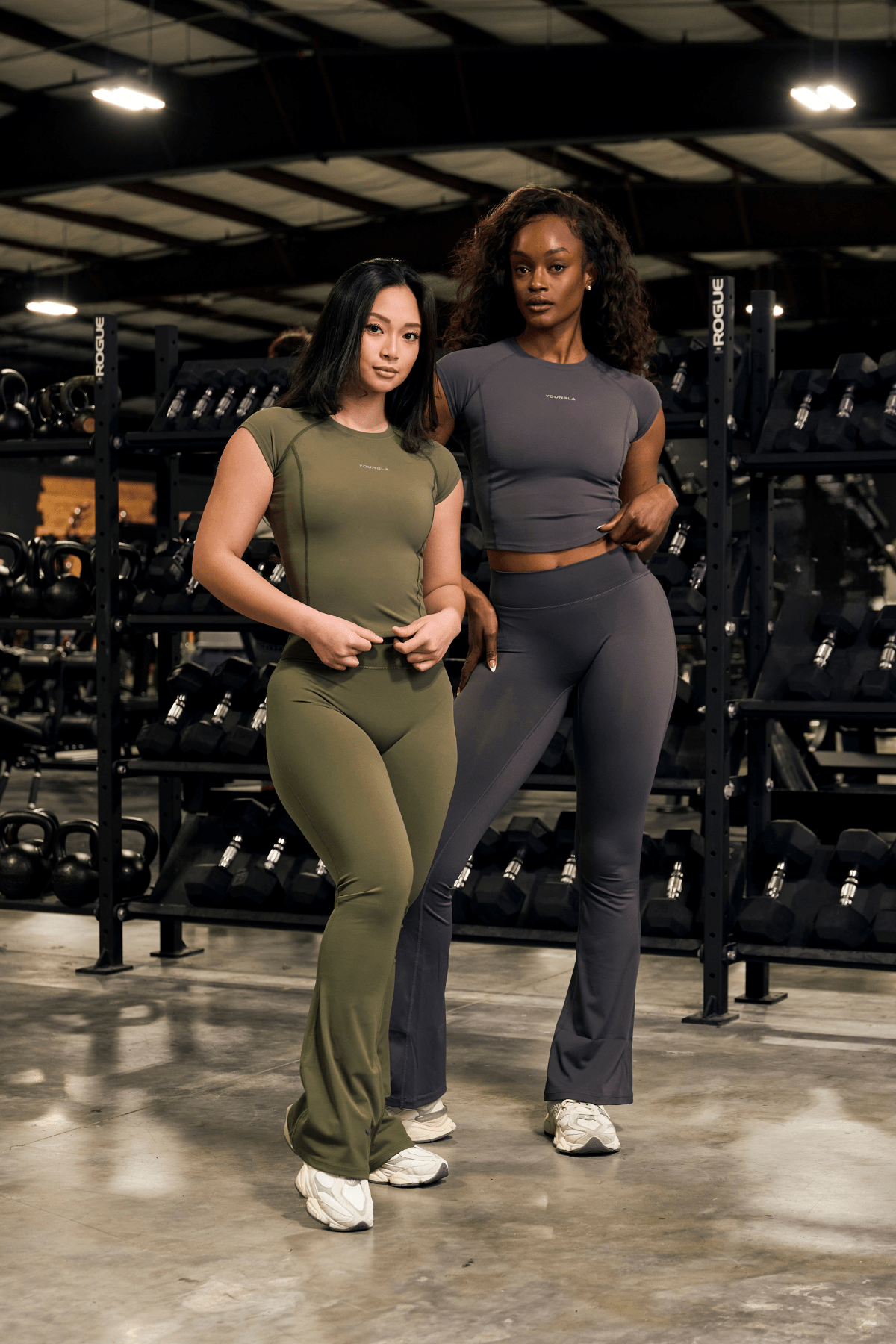 W227 - Curve Flare Leggings