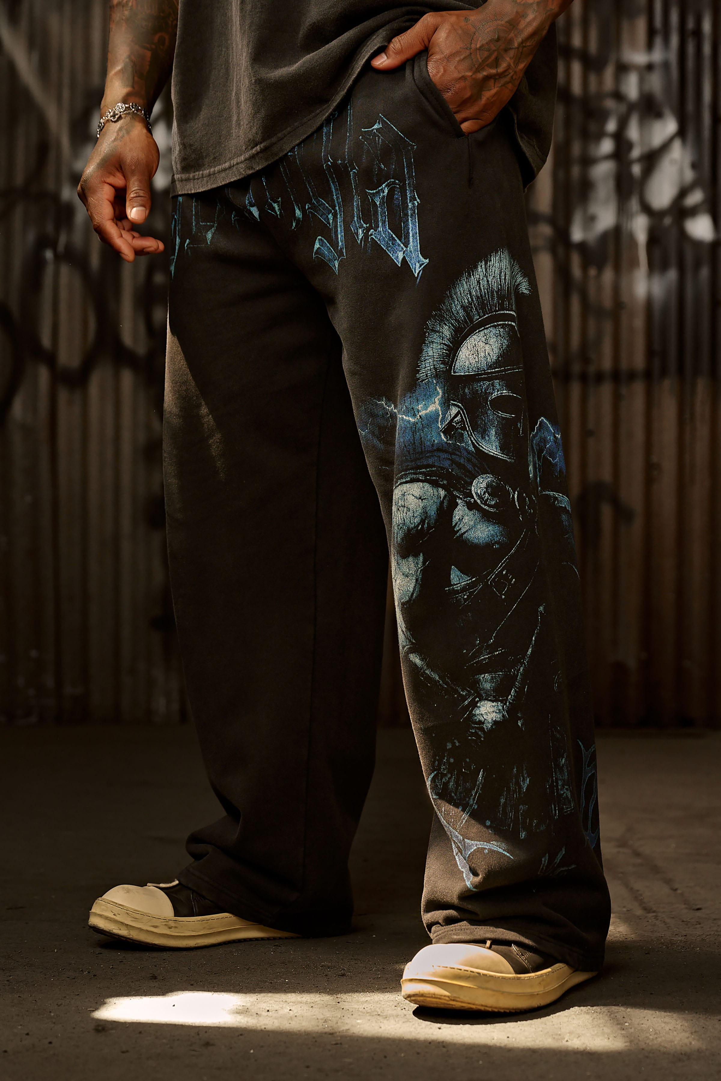 2097 - YLA x Axel - Spartan Sweats