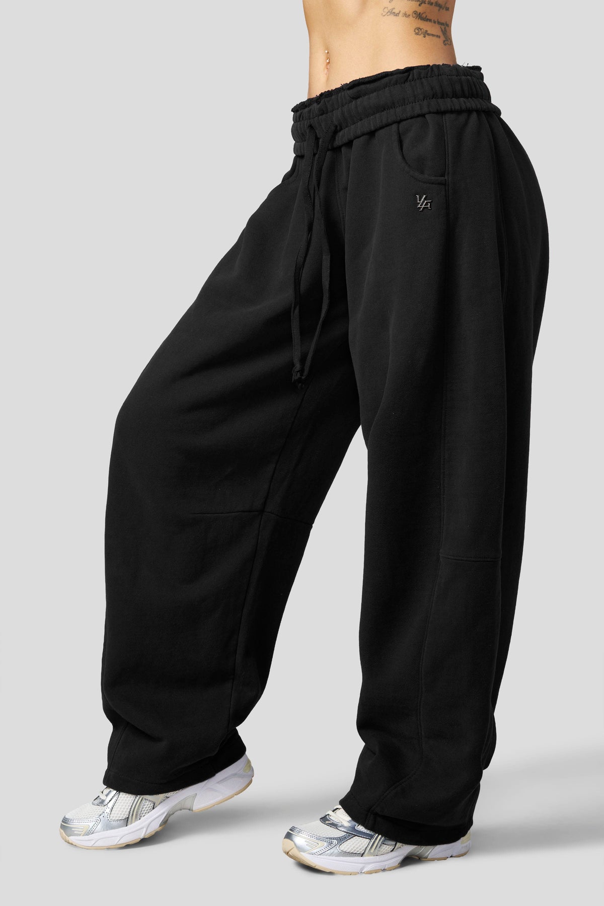 W2255 - Studio Barrel Jogger New - September 30th