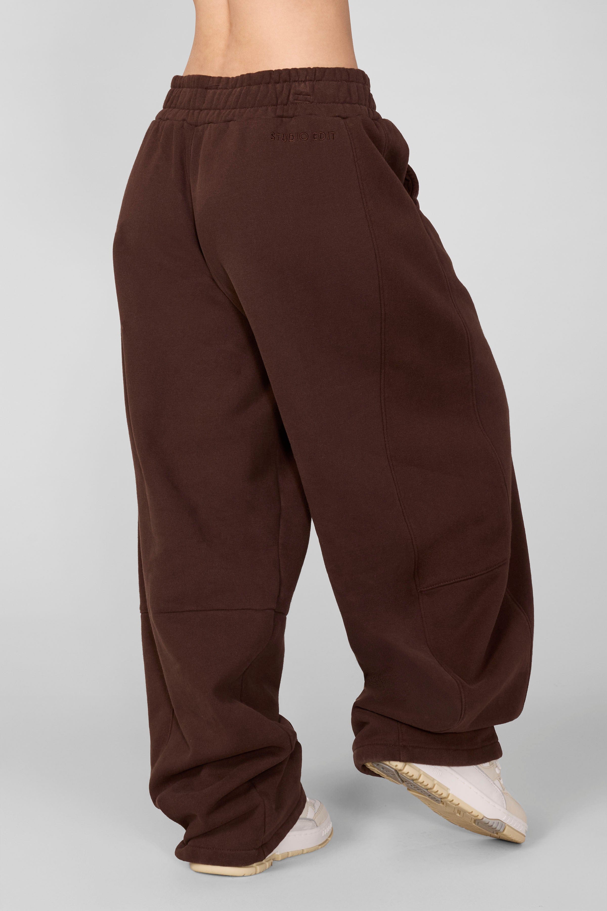 W2255 - Studio Edit Barrel Jogger