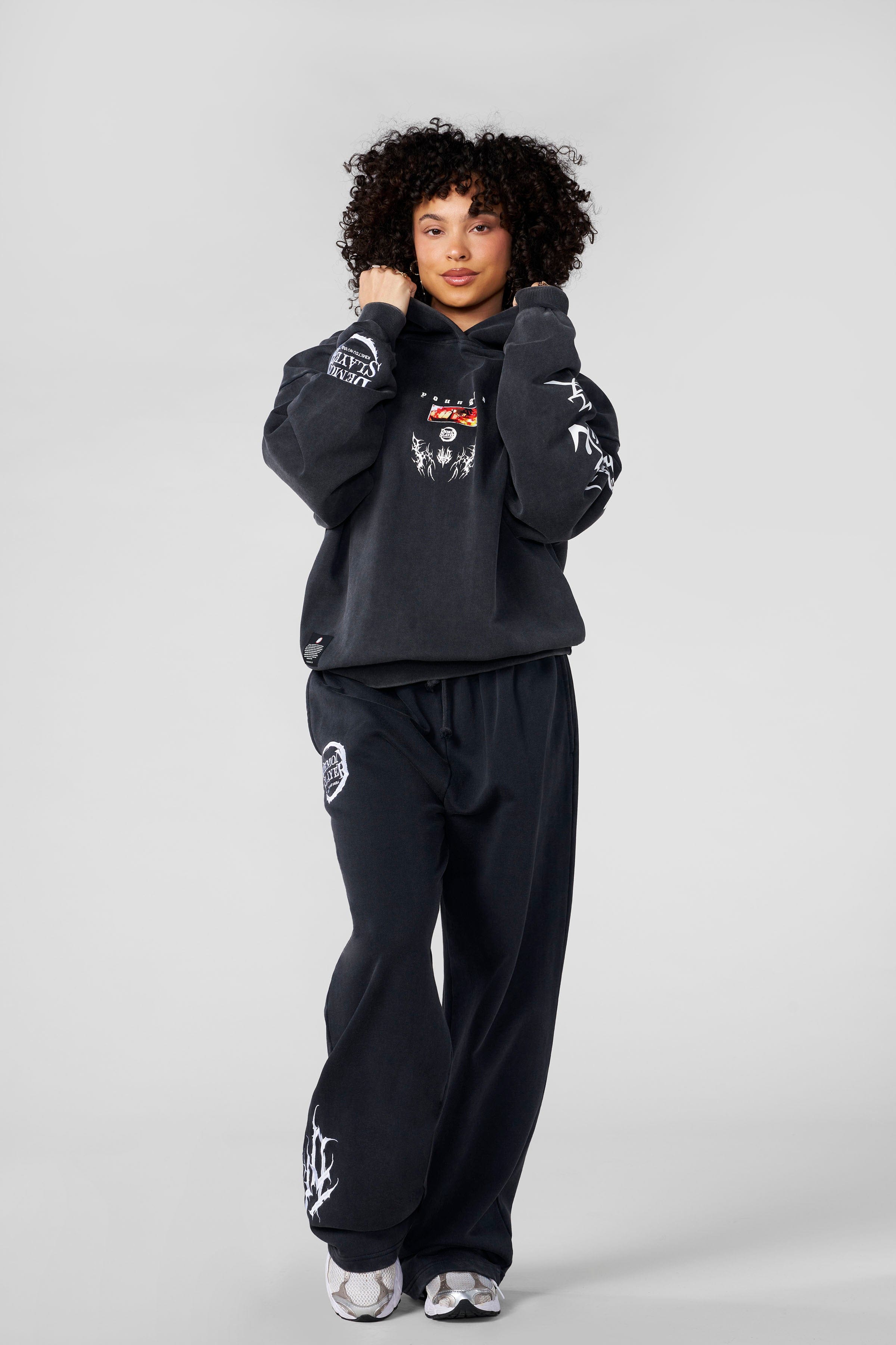 W2242 - Demon Slayer: Kimetsu no Yaiba - Joggers