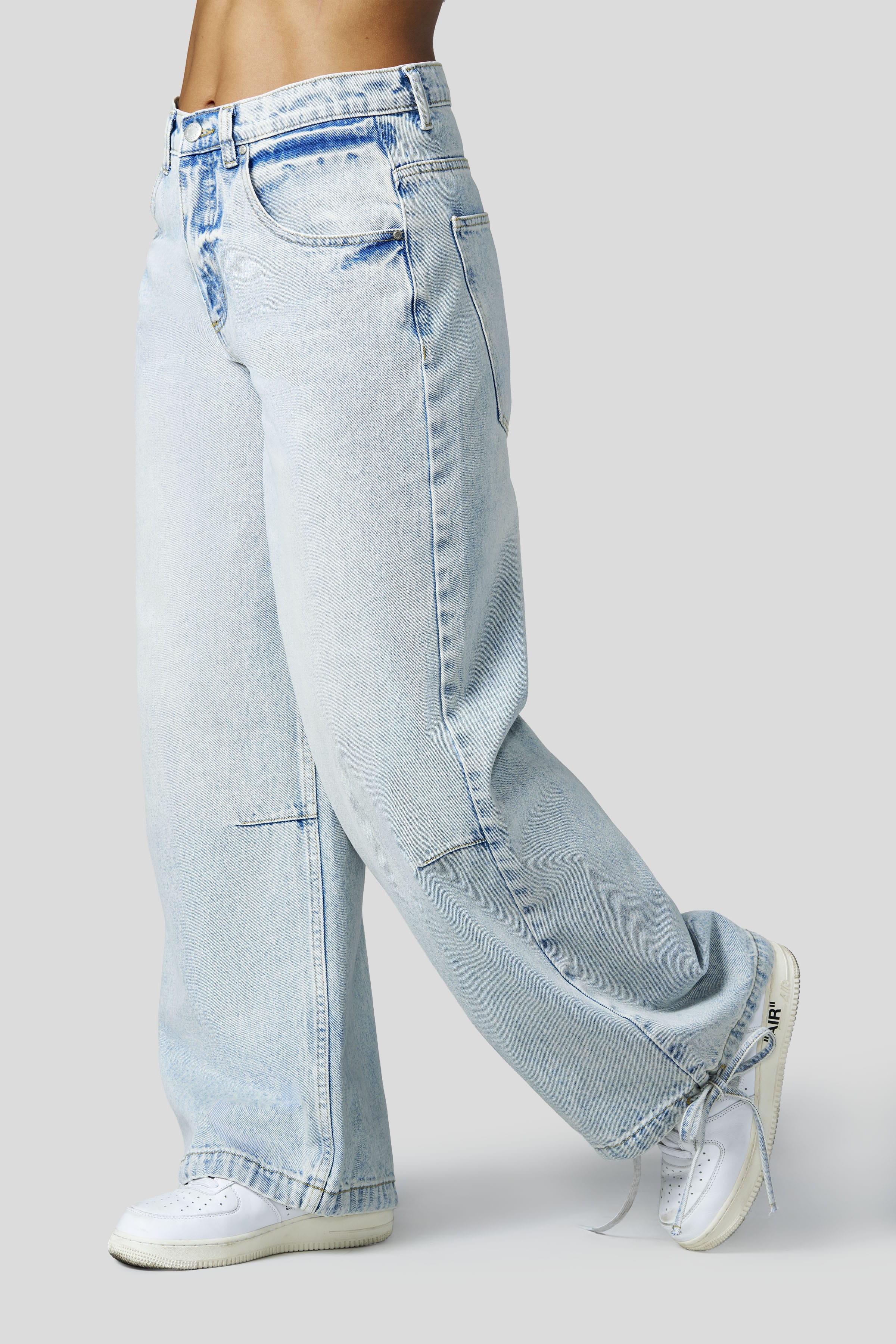 W2298 Boyfriend Jeans - July 30th