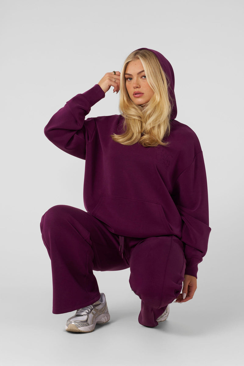 W568 - Cloud Hoodie - Soft, stretchy hoodie – lightweight, breathable, slightly oversized for year-round comfort and effortless style in Purple.