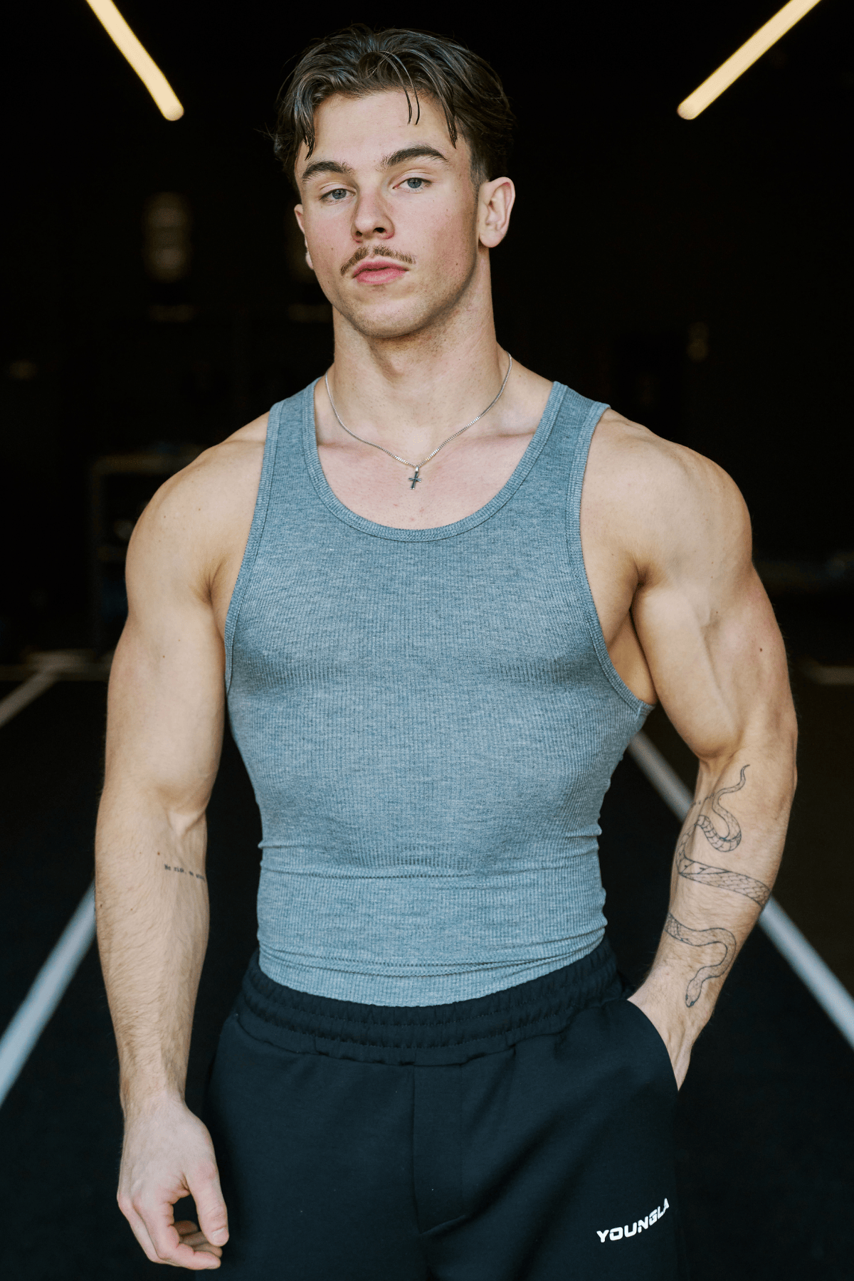 3075 - The Ultimate Wife Lovers