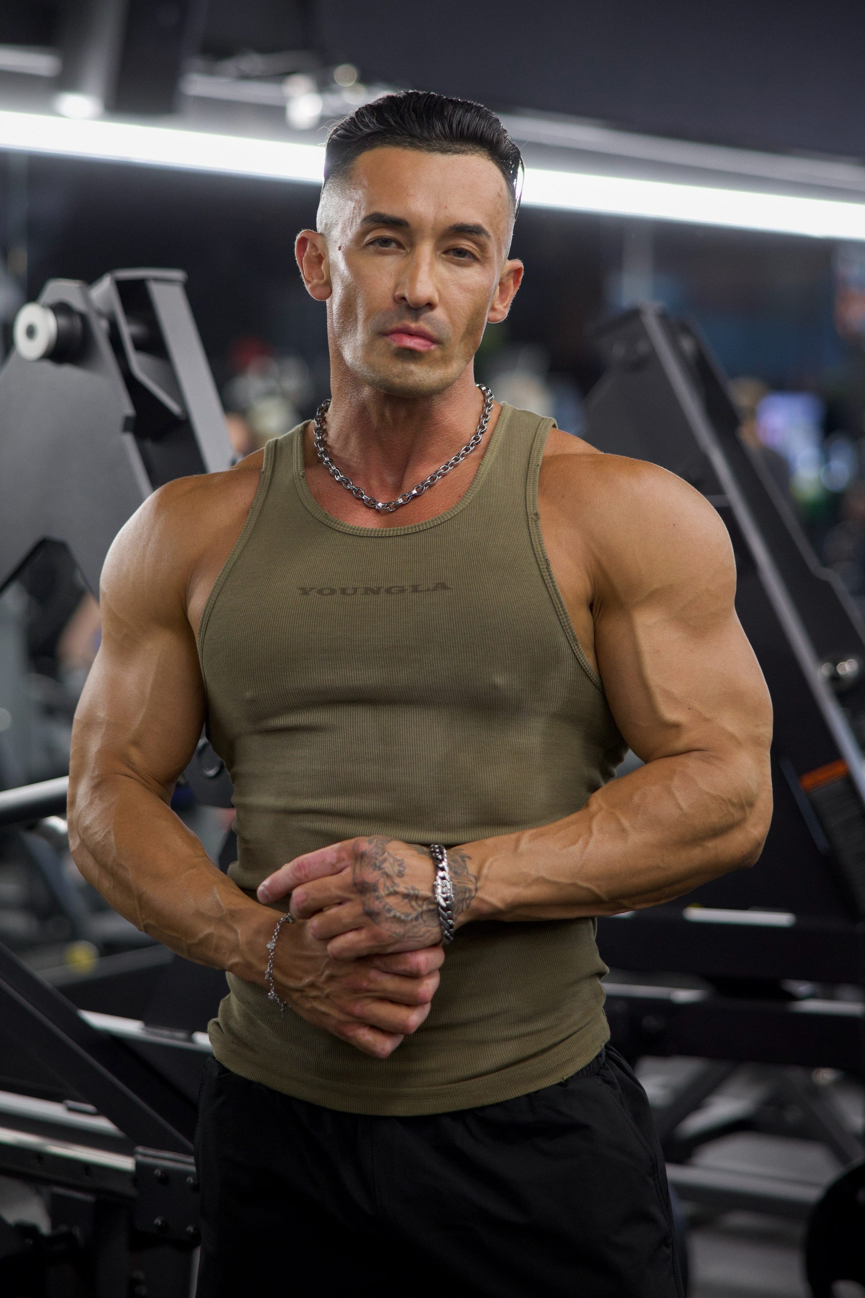 3083 - Shadow Wife Lovers