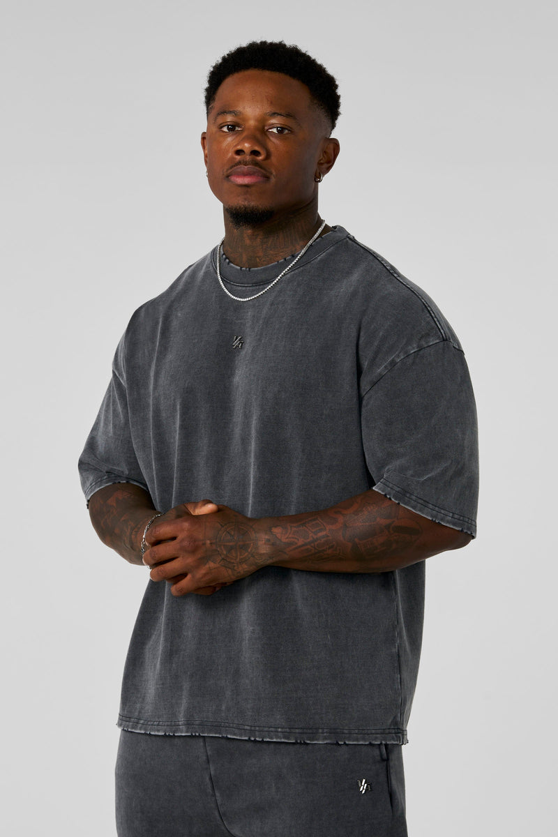 4153 - Elevated Essentials - Relaxed Tee in 100%  heavyweight  Cotton with oversized fit in colour Grey Wash