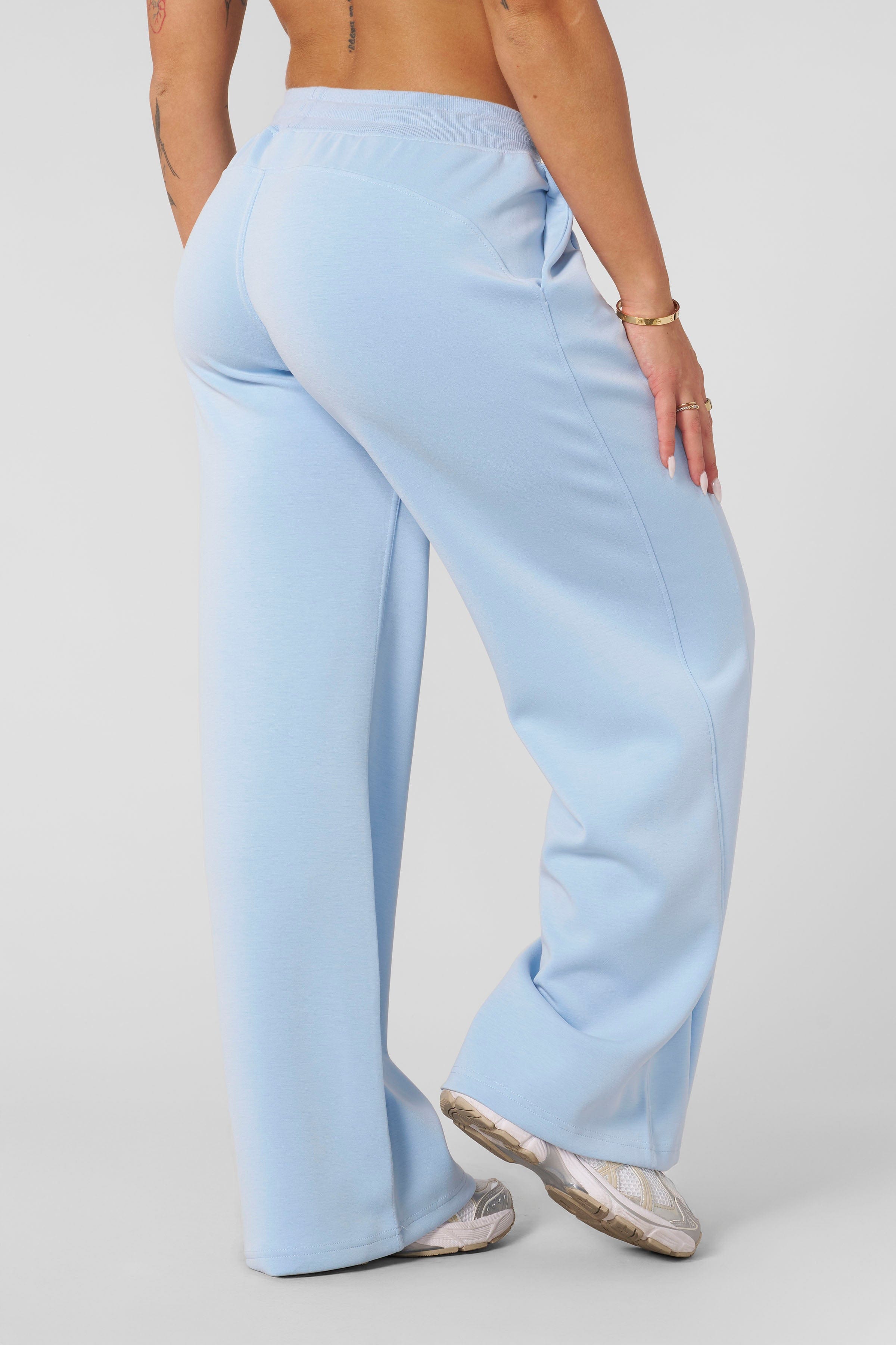 W287 - Cloud Joggers