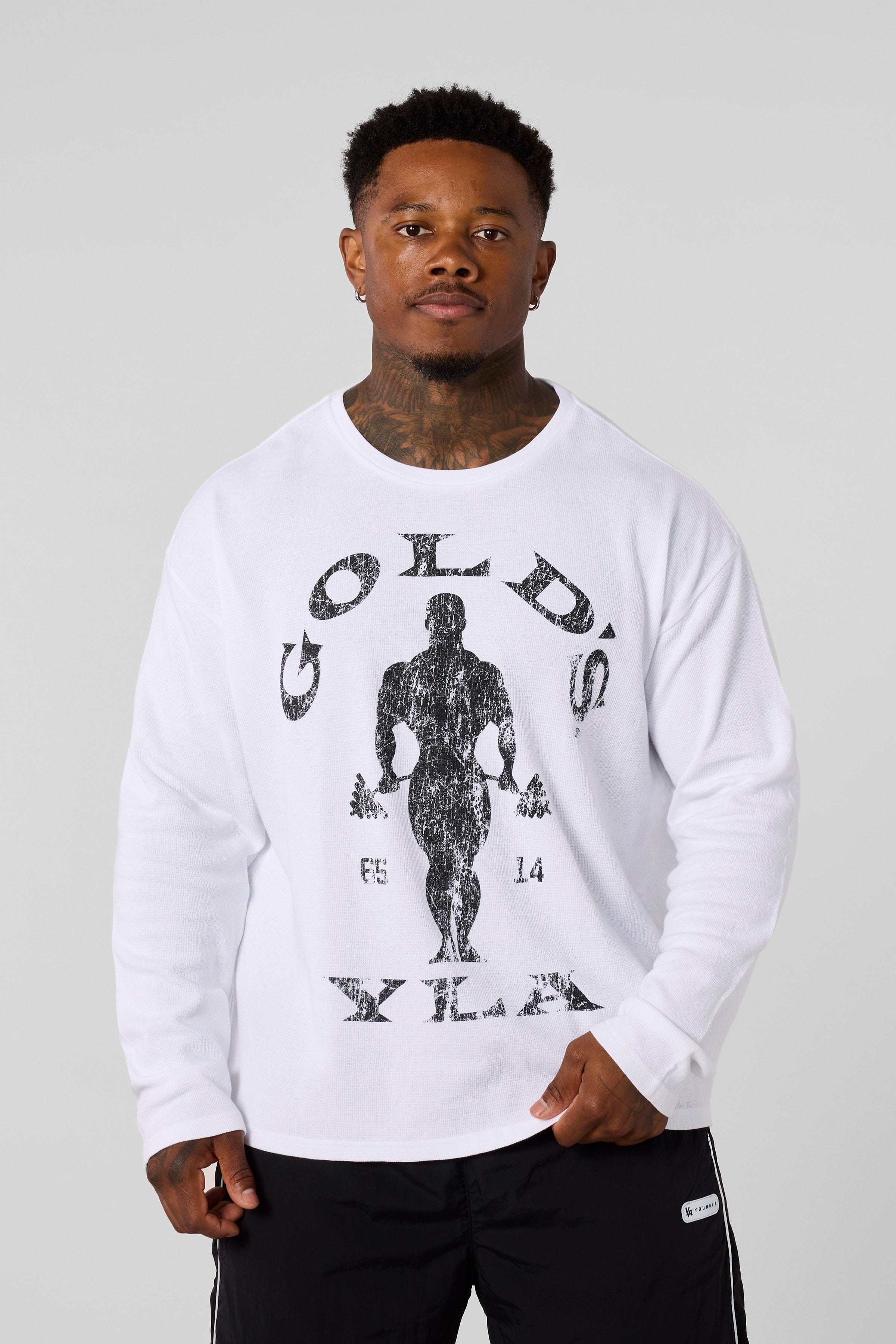 8047 – Gold’s Gym Thermal Longsleeves for men: warm, comfortable, and breathable with a true-to-size athletic fit, perfect for training or casual wear in color white.
