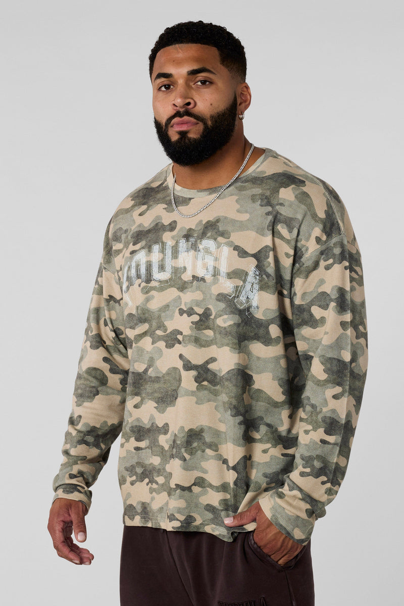 8054 - Thin Thermal Longsleeves relaxed fit for mens with lightweight thermal features a soft, breathable knit in colour OG Desert Camo