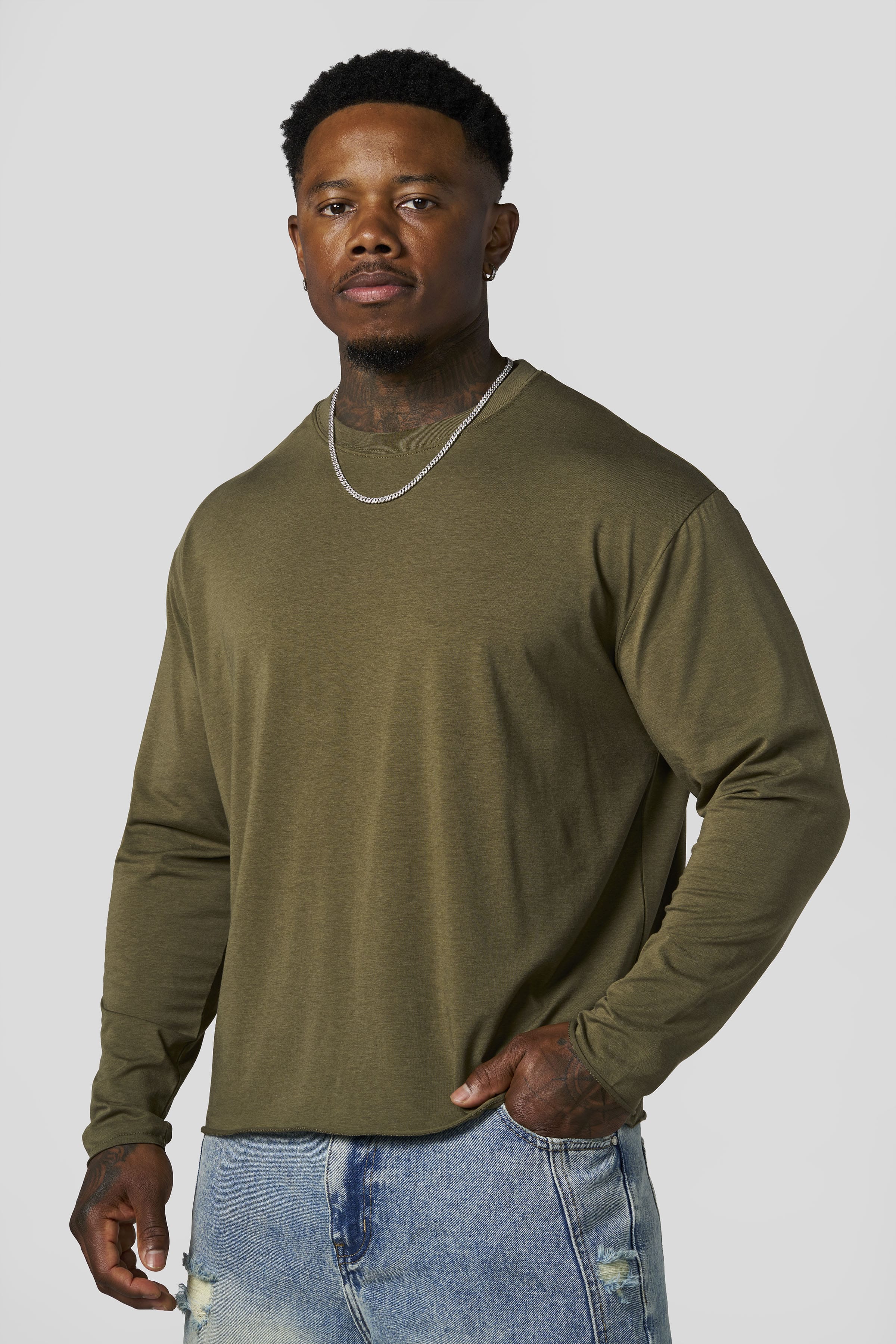 8099 - Aerotech Cropped Longsleeves - June 24th