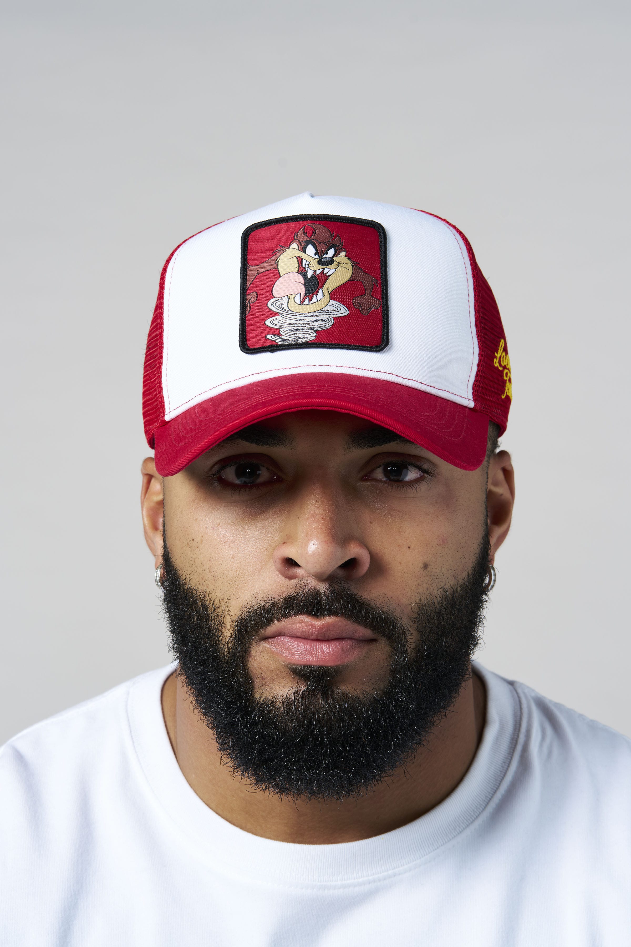 9135 - Looney Tunes Patch Trucker Hats - July 7th