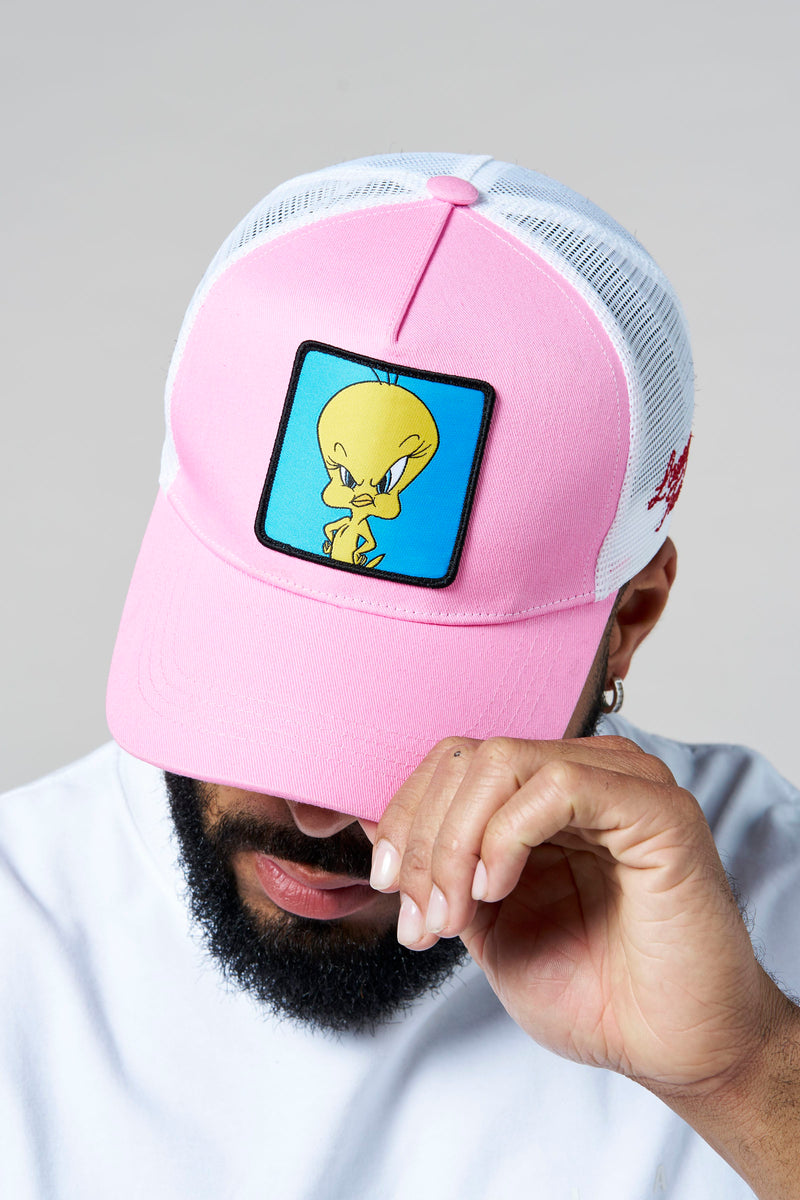 9135 - Looney Tunes Patch Trucker Hats - July 7th
