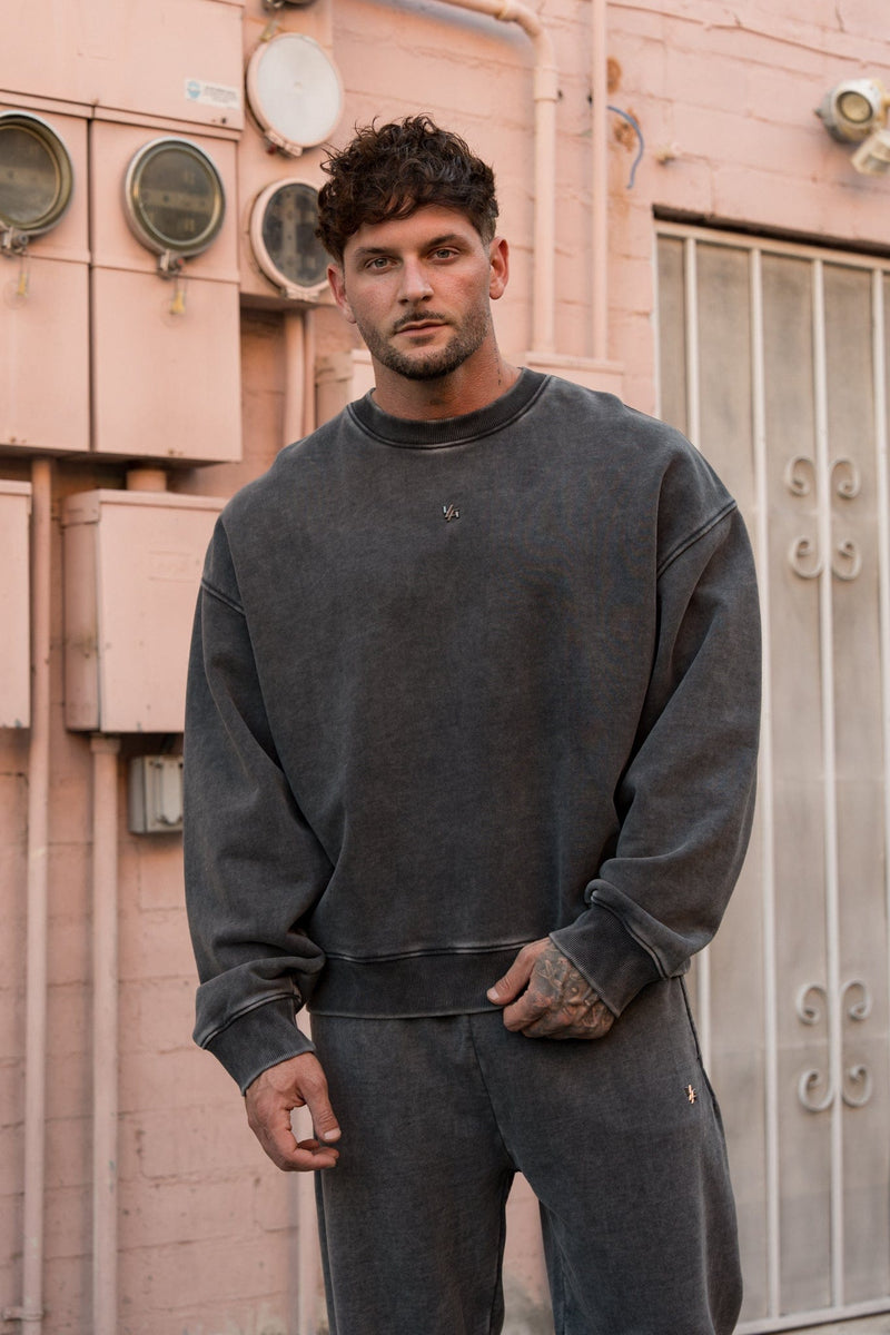 5095 - Elevated Essentials - Crewneck for Men's - 100% Cotton, soft interior, heavyweight cotton and a relaxed silhouette in Grey Wash