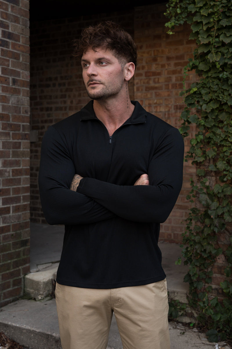 8124 - Essential Quarter Zip