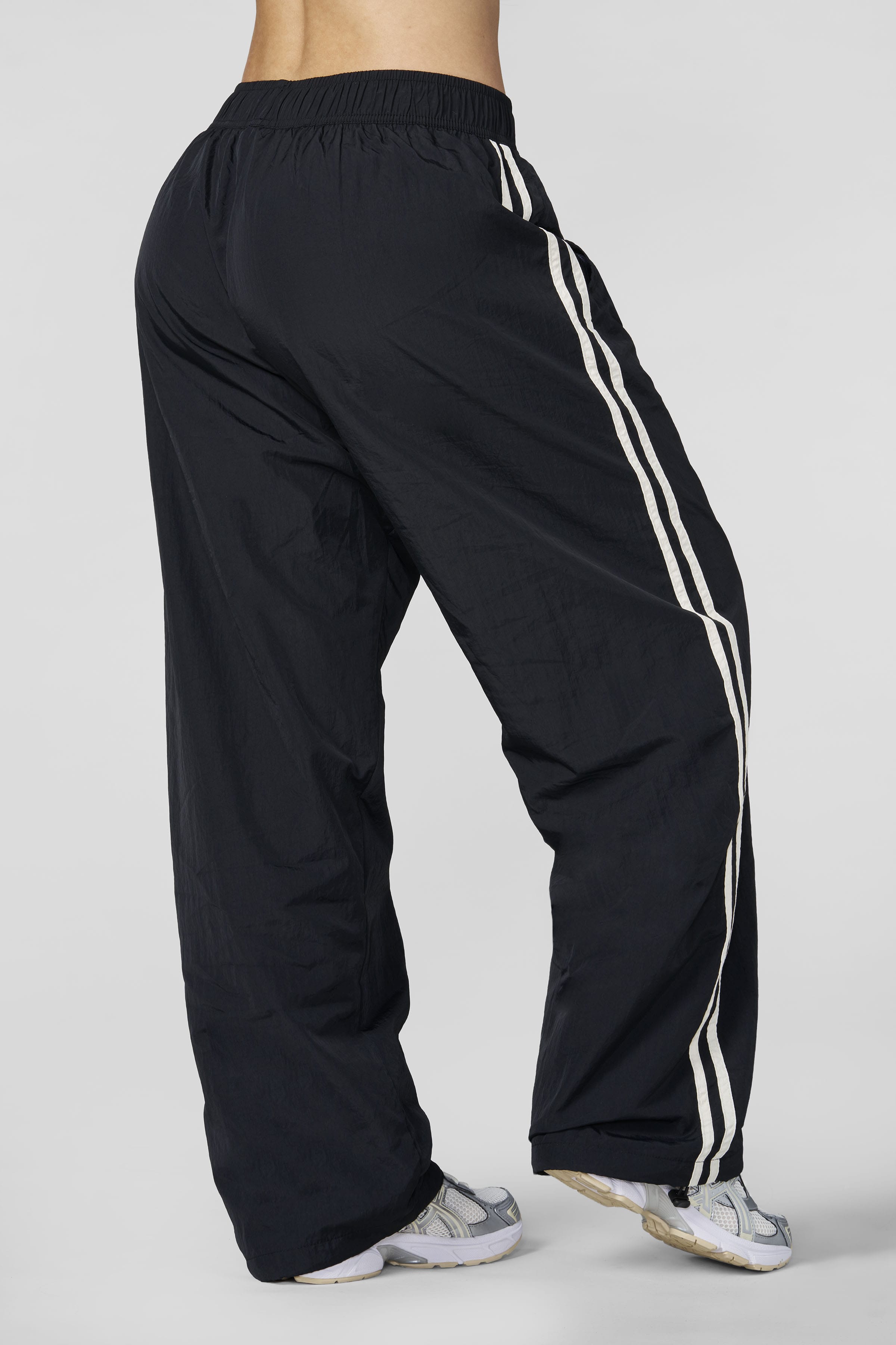 W2246 - Vintage Track Pant - July 7th