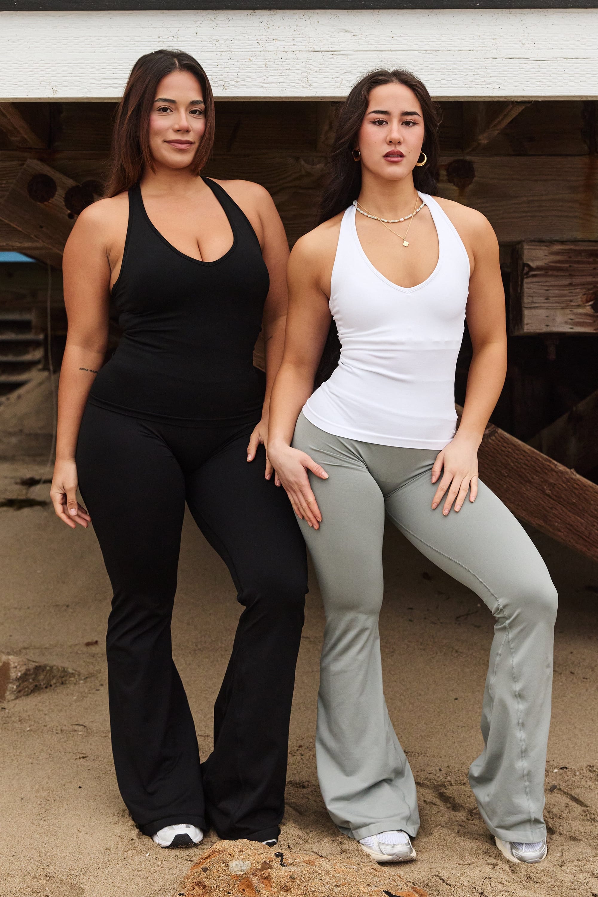 W2276 - Curve Seamless Flare Leggings (Short)