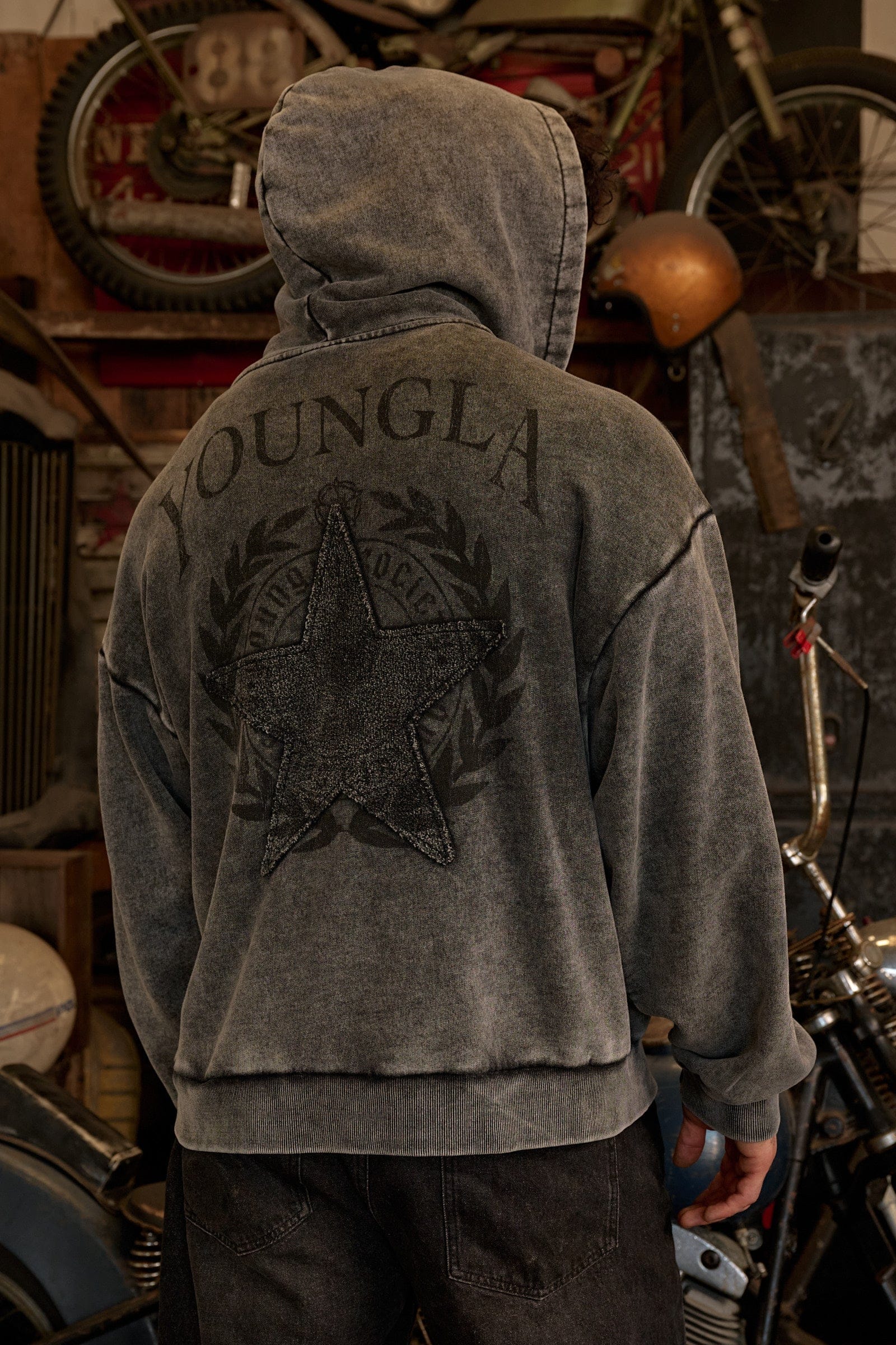 PAKUA / Magical Round Hoodie 新品未使用 5149 - Star Crest Zip-Ups