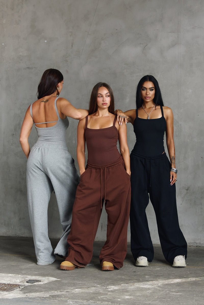 W2296 Super Baggy Sweats